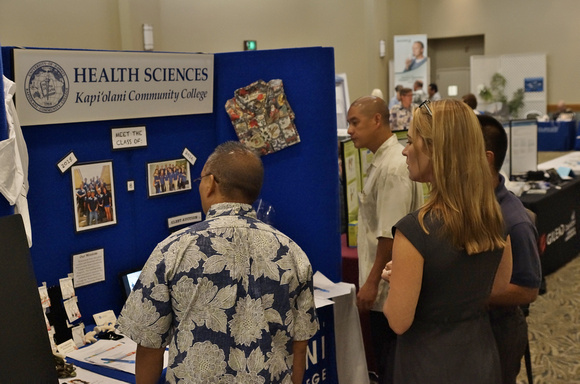 Respiratory Conference, September 2014.  Kapiolani Community College, Health Sciences.  Lifescience Resources photo by Eric Tessmer.